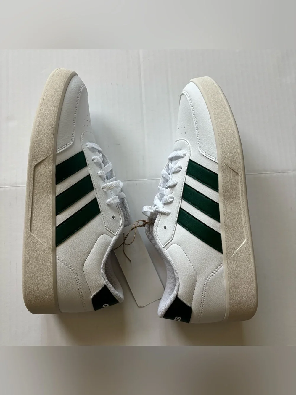 Adidas Breaknet 3.0 White Green Classic Sneakers Men’s Size 10 Style JR3549